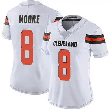 Official cleveland Browns football 8 Elijah Moore player pose Us gift shirt,  hoodie, sweater, long sleeve and tank top